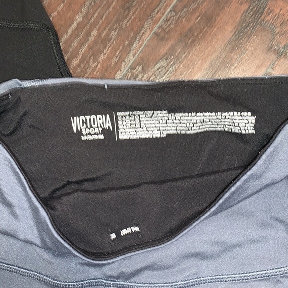 Bundle of 3-Assorted Leggings, Women’s sz, Small - Picture 3 of 10